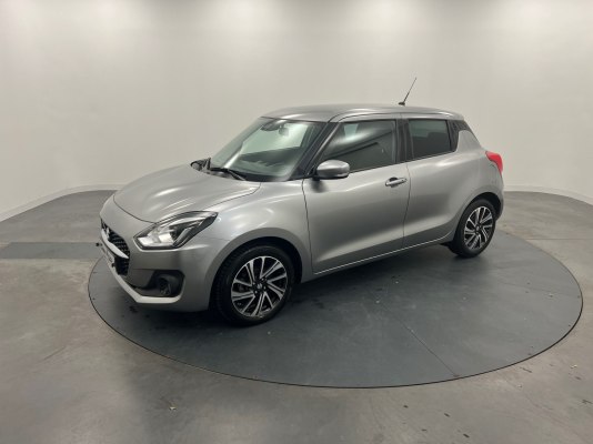 SUZUKI